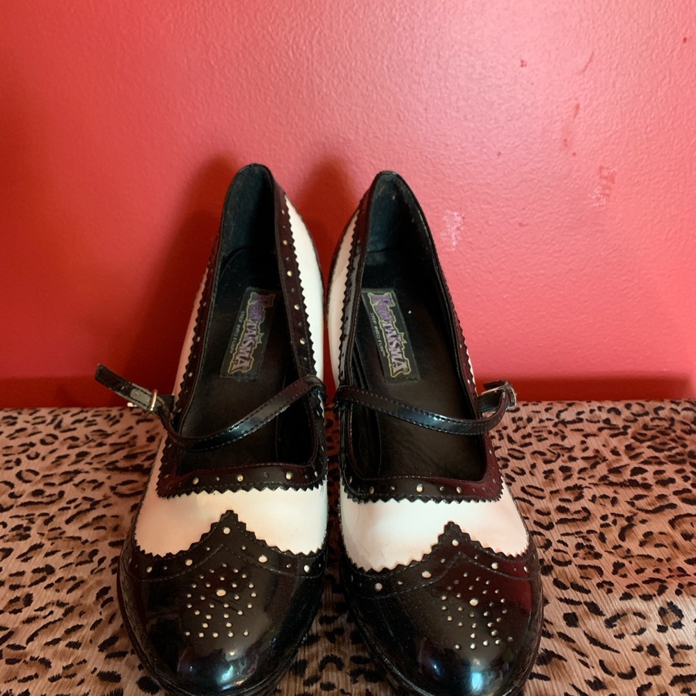 Black and white Funtaisma shoes